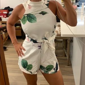 BNWT belted floral romper